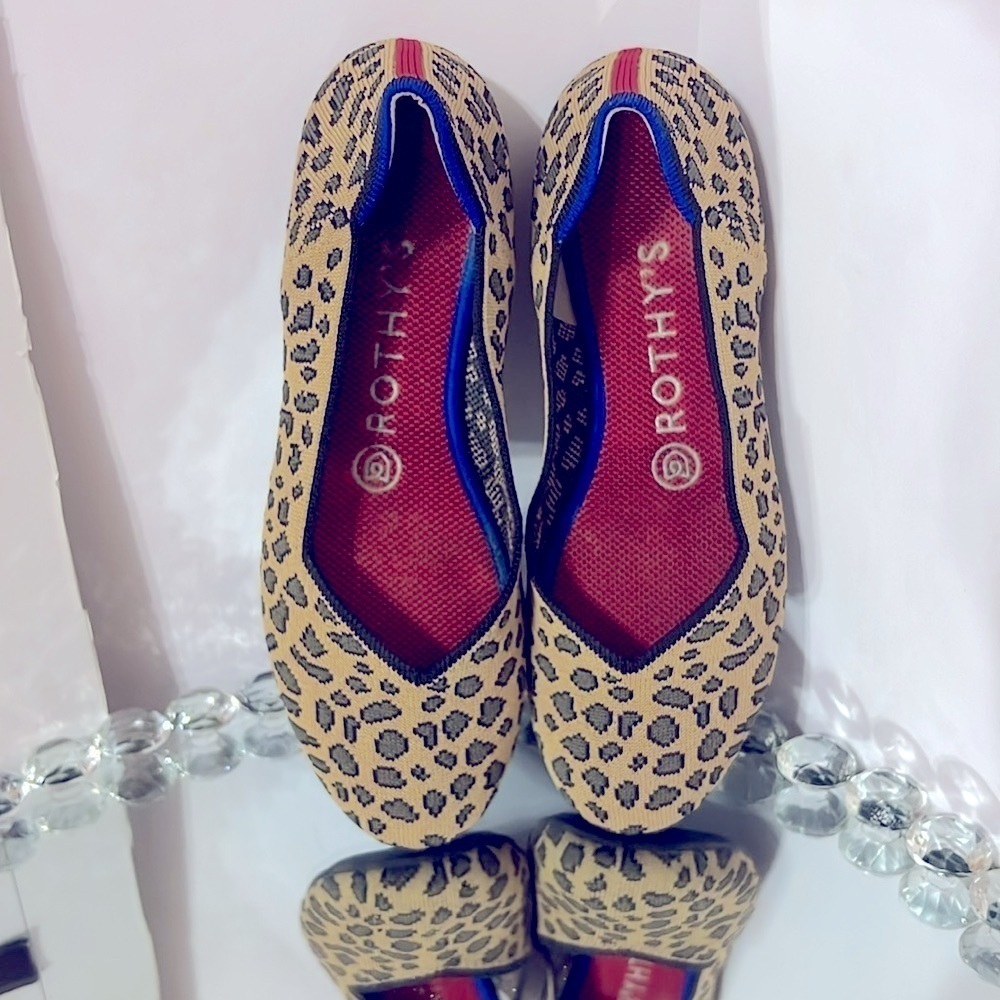 Rothy’s Retired Leopard Print Round Toe Slip on Ballet Flats Women Size 7